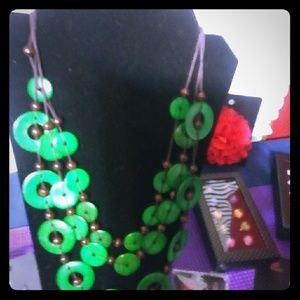 Green Beautiful Necklace for daily or evening